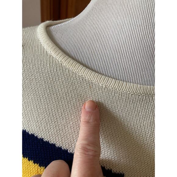 Vintage Liz  Claiborne Abstract Pullover Sweater, Size M - Picture 4 of 7